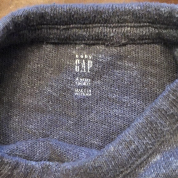 Bundle of 4T GAP Kids Shirts - Picture 9 of 12